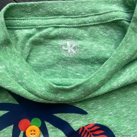 Alligator Applique Tee - Picture 3 of 4